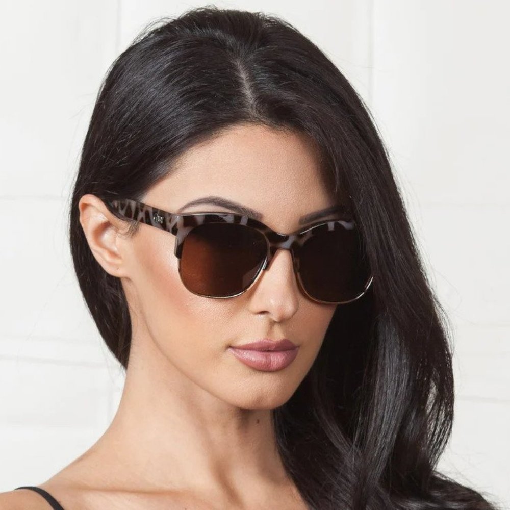Quay Heartbeat Magic Sunglasses